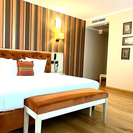 Hotel Paradis Κλουζ-Ναπόκα Εξωτερικό φωτογραφία
