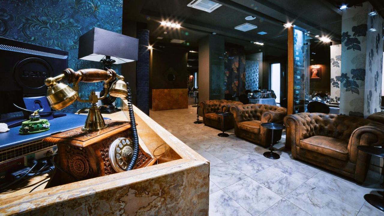 Hotel Paradis Κλουζ-Ναπόκα Εξωτερικό φωτογραφία