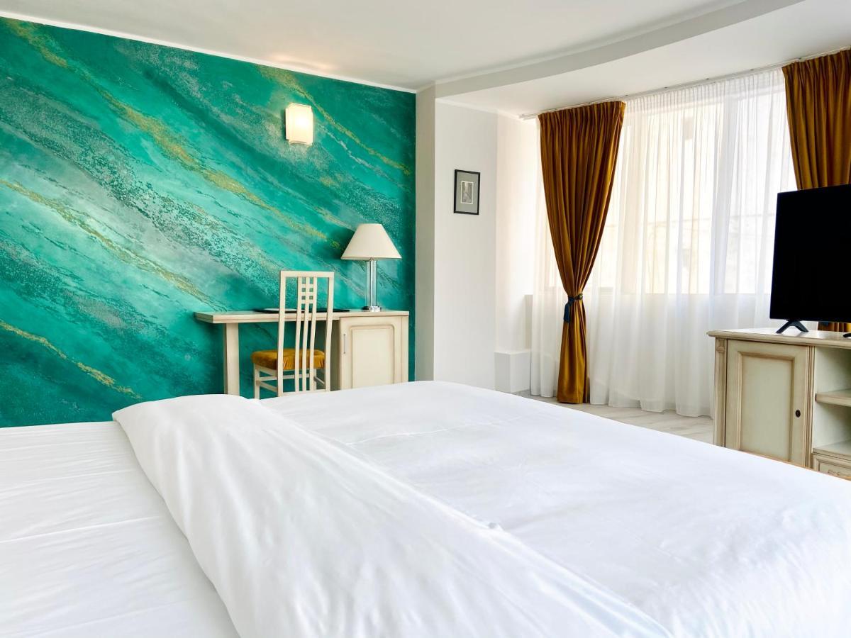 Hotel Paradis Κλουζ-Ναπόκα Εξωτερικό φωτογραφία