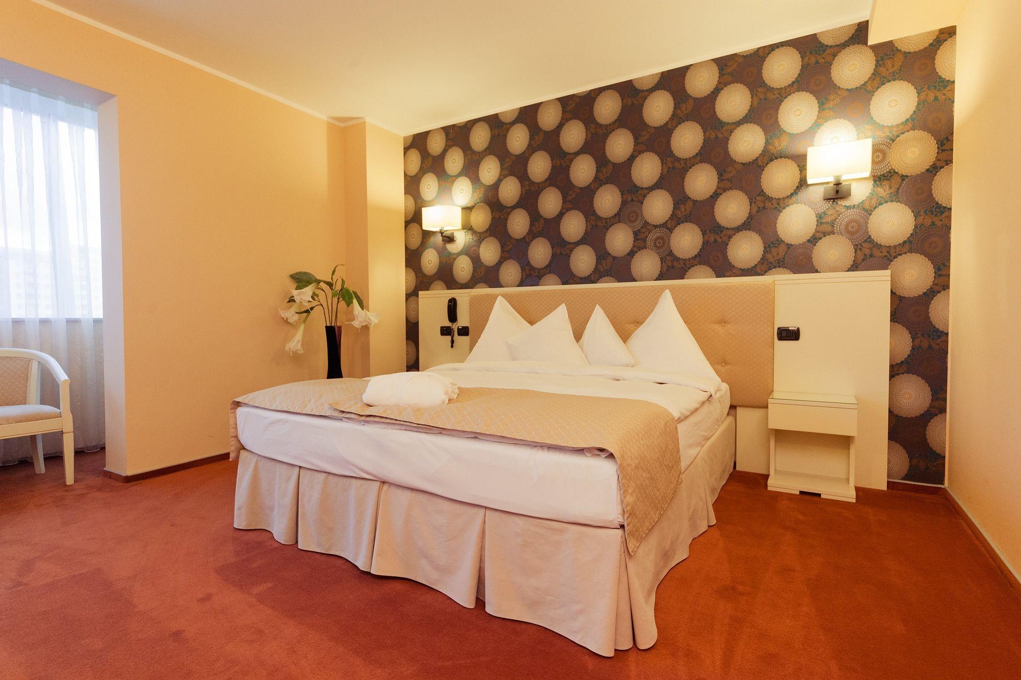 Hotel Paradis Κλουζ-Ναπόκα Εξωτερικό φωτογραφία