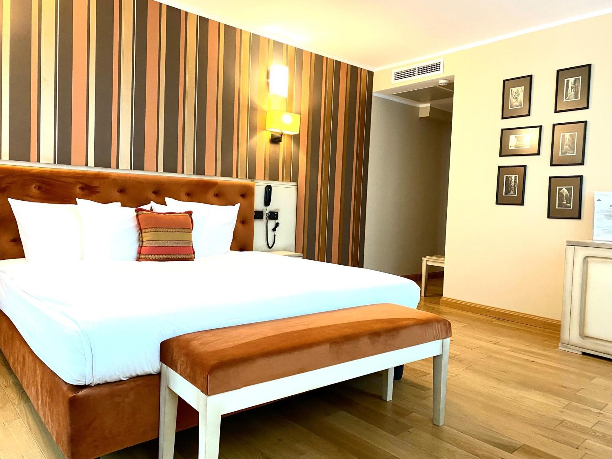 Hotel Paradis Κλουζ-Ναπόκα Εξωτερικό φωτογραφία