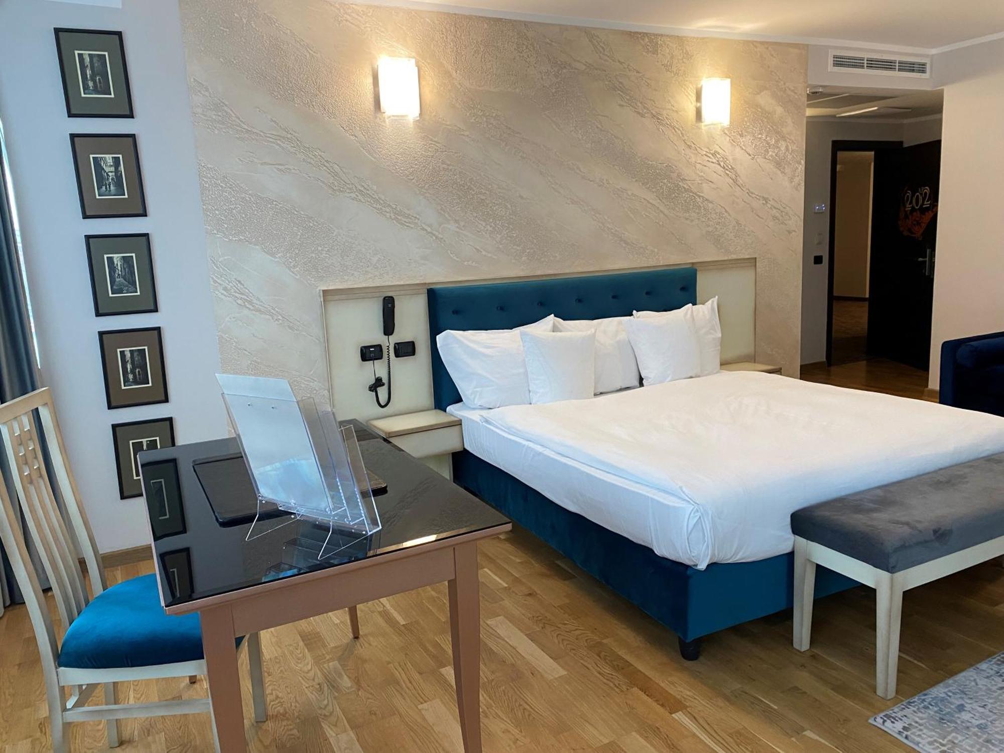Hotel Paradis Κλουζ-Ναπόκα Εξωτερικό φωτογραφία